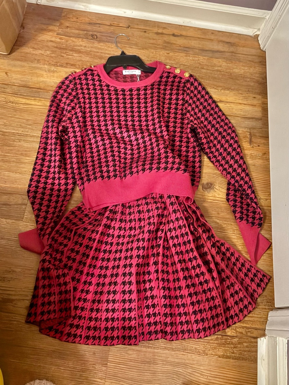 Women's Pink & Black Houndstooth Skirt Set